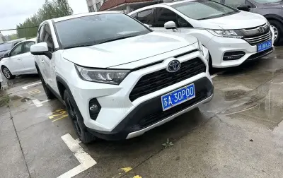 Toyota RAV 4, 2022