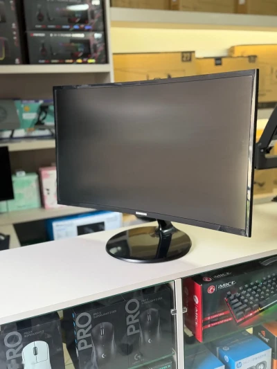 Монитор изогнутый Samsung 75hz Б/У