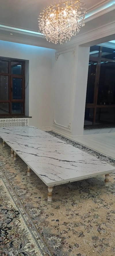 Стол — миниатюра 3