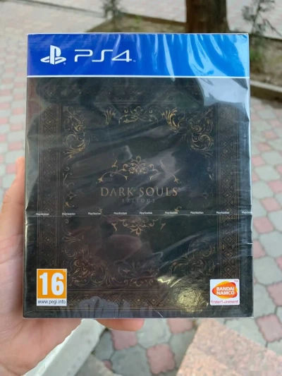 Игра Dark Souls Trilogy для PlayStation 4