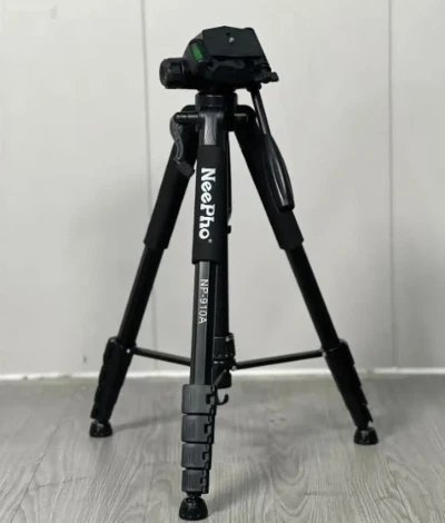 Штатив Tripod Stand Multifunctional 2.1m Neepho NP-910A
