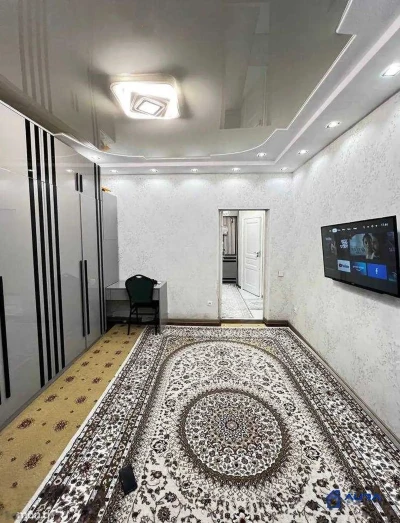 2-комн. квартира, 8 этаж, 47 м², Фирдавси — миниатюра 2