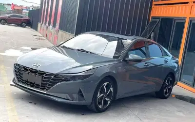 Hyundai Elantra, 2021