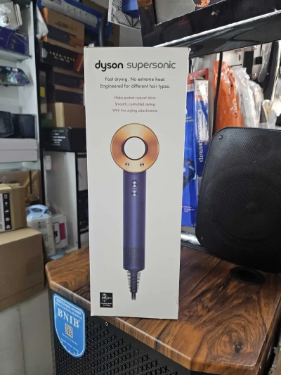 Фен Dyson supersonic