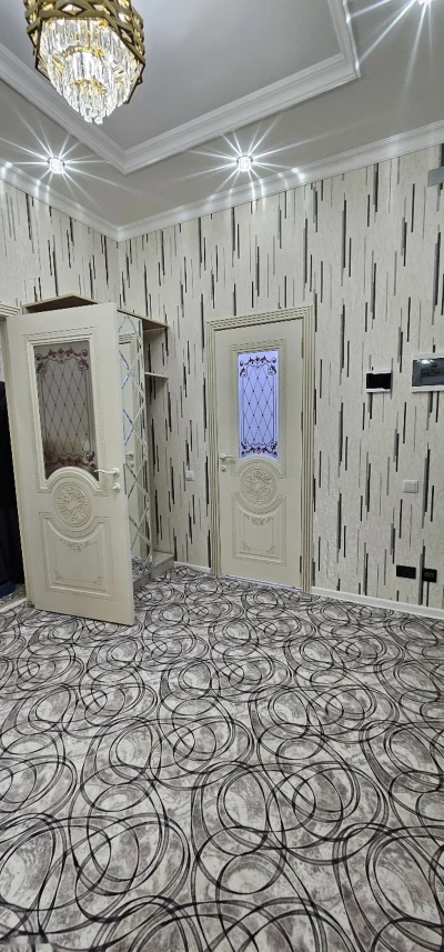 2-комн. квартира, 4 этаж, 80м², 20мкр — миниатюра 2
