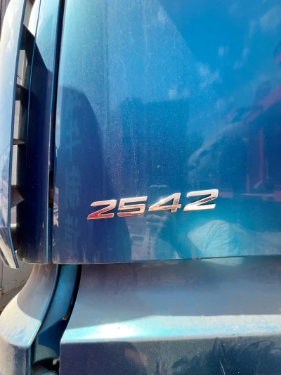 Mercedes Actros 2542 — миниатюра 2