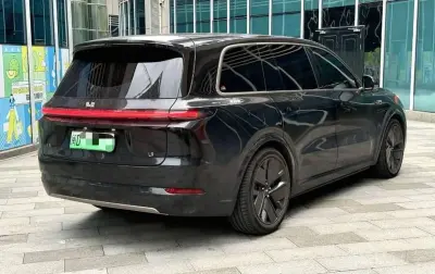 Li Auto (LiXiang) L9, 2025