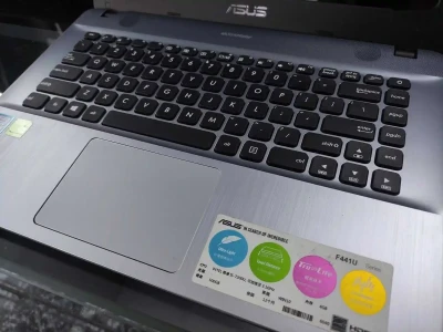 Ноутбук Asus VivoBook X441UK Core i5-7200U /GeForce 920MX 2GB / 4GB / 256GB SSD — миниатюра 6