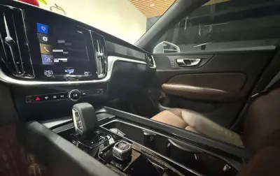 Volvo S60, 2022