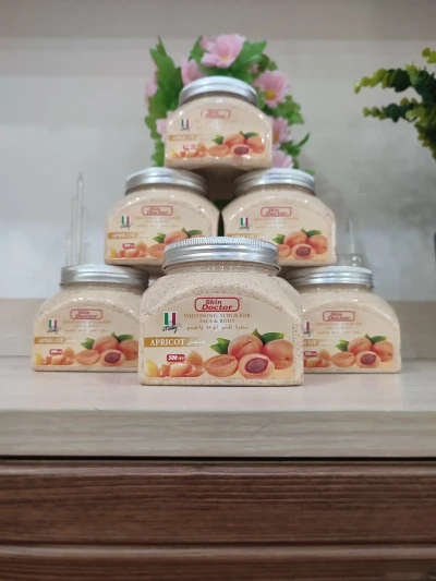 Осветляющий скраб Apricot Skin Doctor Dubai