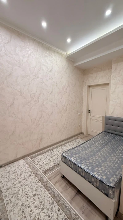 3-комн. квартира, 13 этаж, 92м², Фирдавси — миниатюра 6