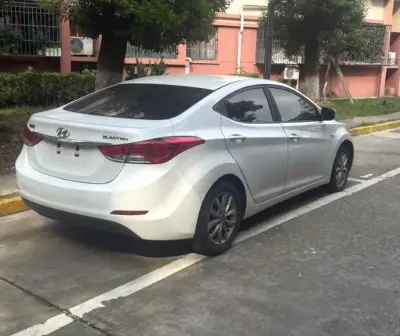 Hyundai Elantra, 2015