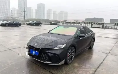 Toyota Camry, 2025