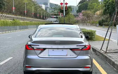 Toyota Camry, 2025