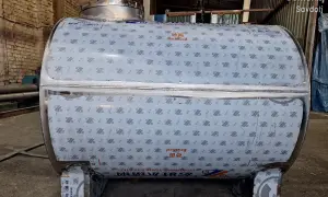 Бочка из нержавеющей стали 1000л.