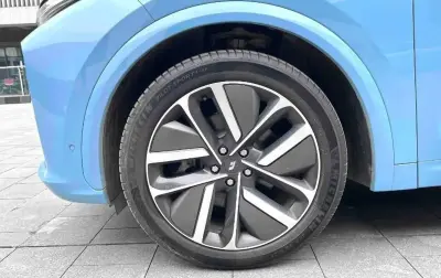 Li Auto (LiXiang) L7, 2024