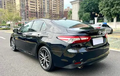 Toyota Camry, 2023