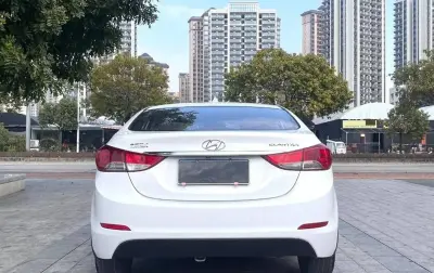 Hyundai Elantra, 2014