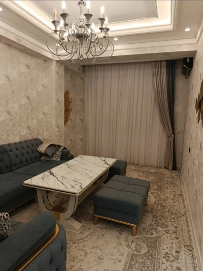 2-комн. квартира, 1 этаж, 75м², 18мкр — миниатюра 3