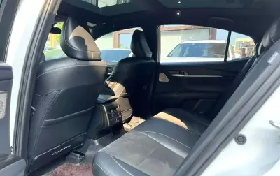 Toyota Camry, 2025
