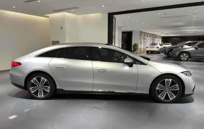 Mercedes-Benz EQS, 2022