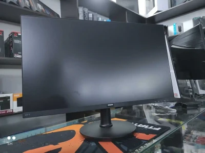 Монитор Philips 27 Full HD 1920x1080 120Hz