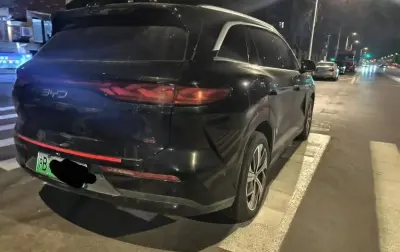 BYD Tang 2025