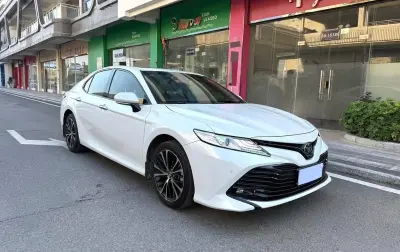 Toyota Camry, 2020 — миниатюра 3