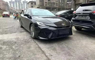 Toyota Camry, 2025