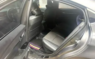 Toyota Camry, 2025
