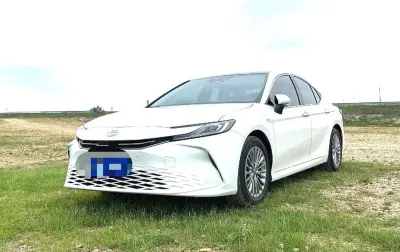 Toyota Camry, 2025