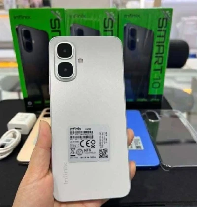 Infinix Smart 10 6/64Gb black