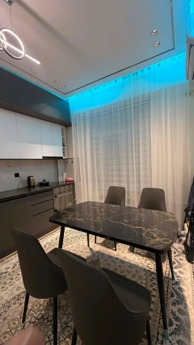 Стол стул — миниатюра 2