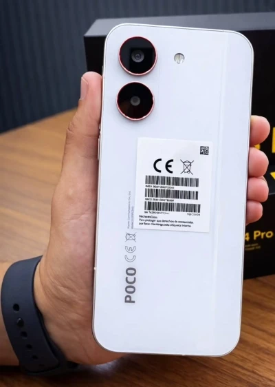 Xiaomi Poco X8pro 8+4/256Gb Black 6500Мач