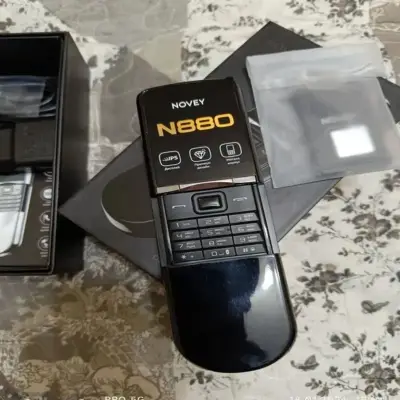 Novey 880
