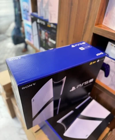 Игровая приставка Sony PlayStation 5 Pro — миниатюра 2