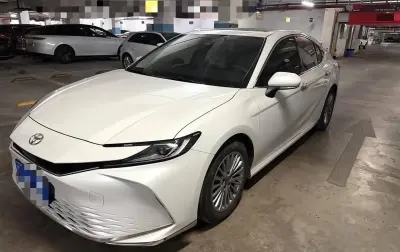 Toyota Camry, 2025