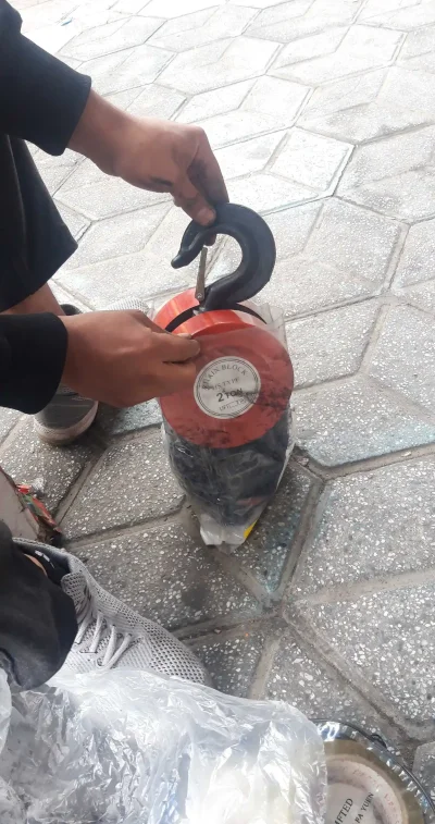 Кран для снятия двигателя