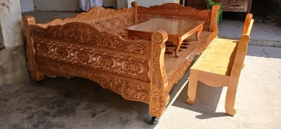 Тапчан Королевский