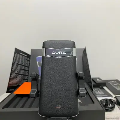 Телефон Novey Aura V1