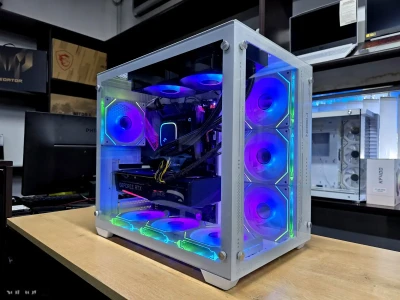 Игровой Персональный Компьютер Core i7-14700KF / Asus RTX 5070 12GB / 32GB — миниатюра 3