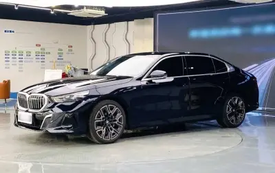 BMW 5 series, 2025 — миниатюра 8