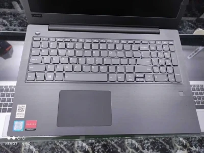Игровой ноутбук Lenovo Ideapad V330 Core i7-8550U 8GB/1TB 8TH GEN — миниатюра 4