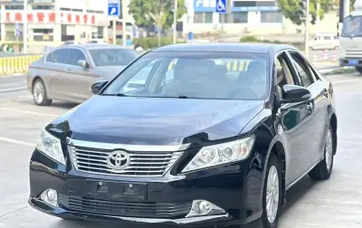 Toyota Camry, 2014