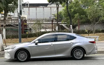 Toyota Camry, 2025