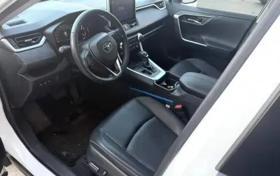 Toyota RAV 4, 2021 — миниатюра 5
