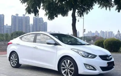 Hyundai Elantra, 2014