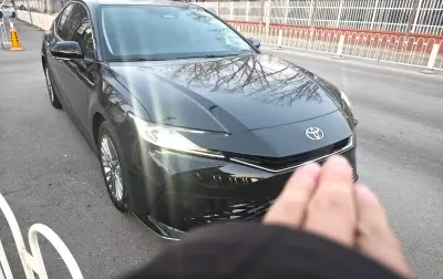 Toyota Camry, 2025