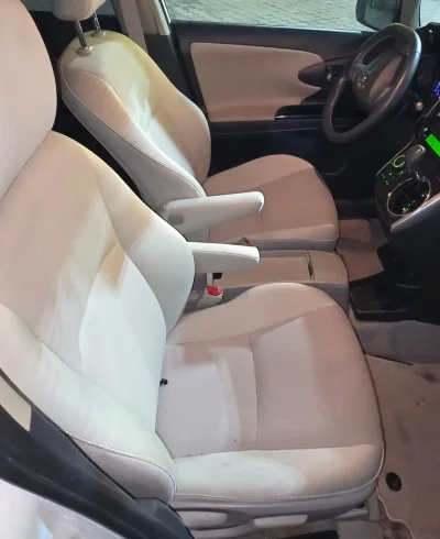 Toyota Wish, 2014