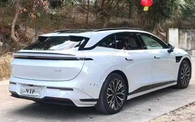 Zeekr 007, 2025 — миниатюра 3